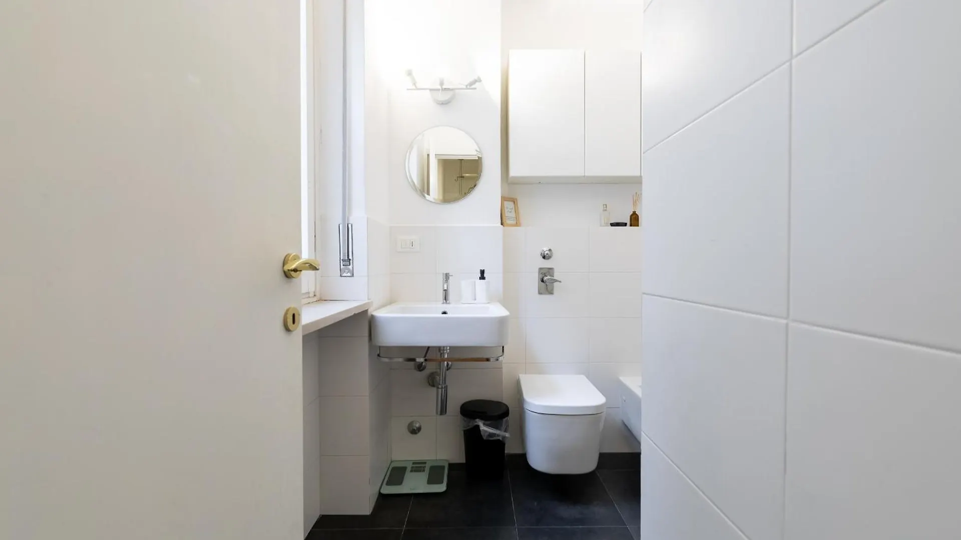Apartment Eutropia - Ampio Appartamento In Porta Venezia Milan